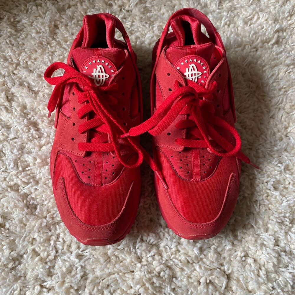 Custom made women’s Nike huarache